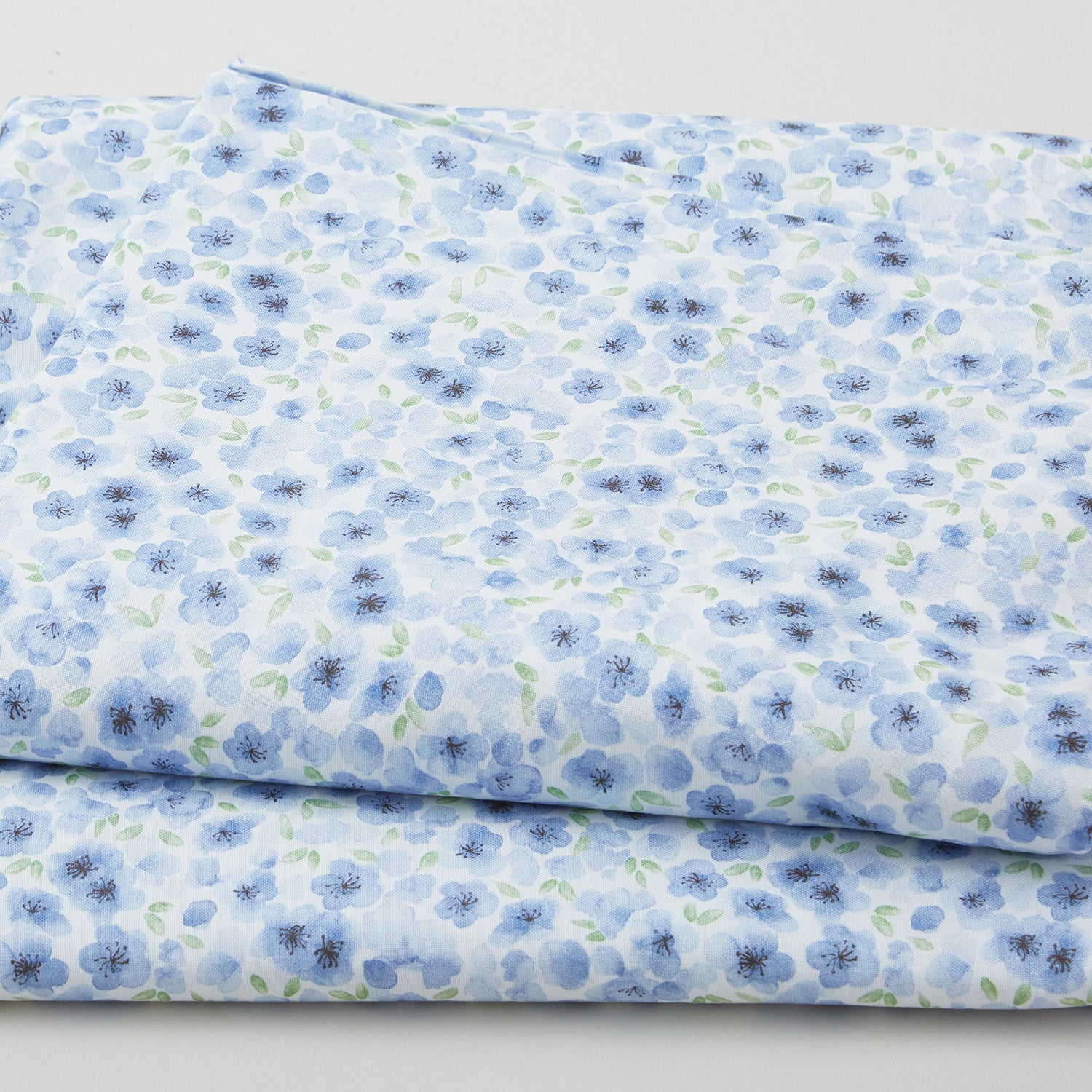 Widebacks - Bluebird Garden Blue 108" 3 Yard Cut