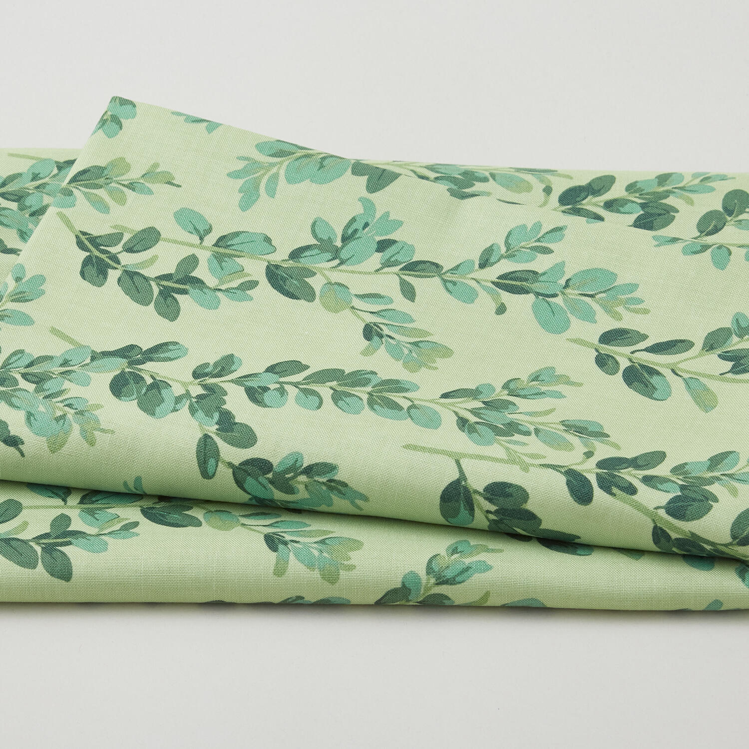 Winterberry - Boxwood Green 2 Yard Cut